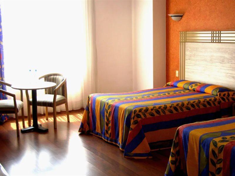Hotel Cervantes Guadalajara Extérieur photo