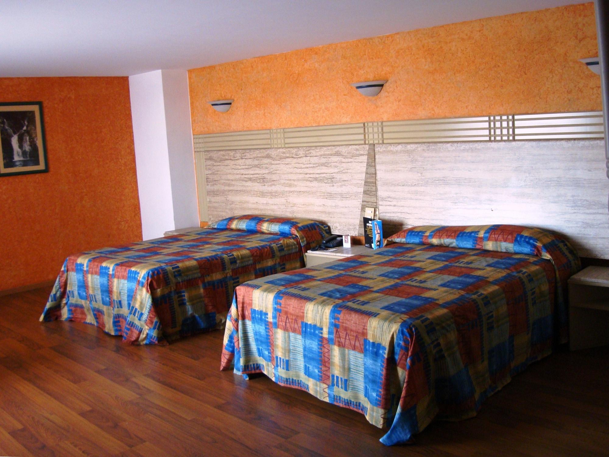 Hotel Cervantes Guadalajara Extérieur photo