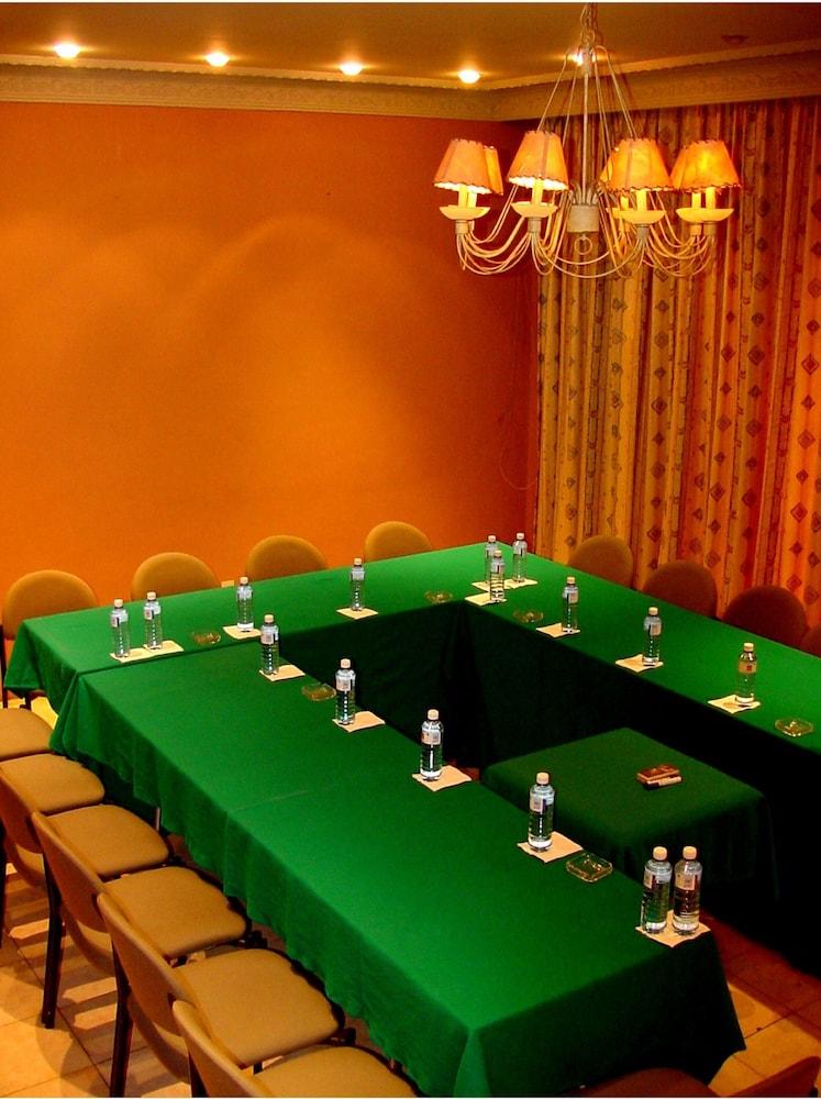 Hotel Cervantes Guadalajara Extérieur photo