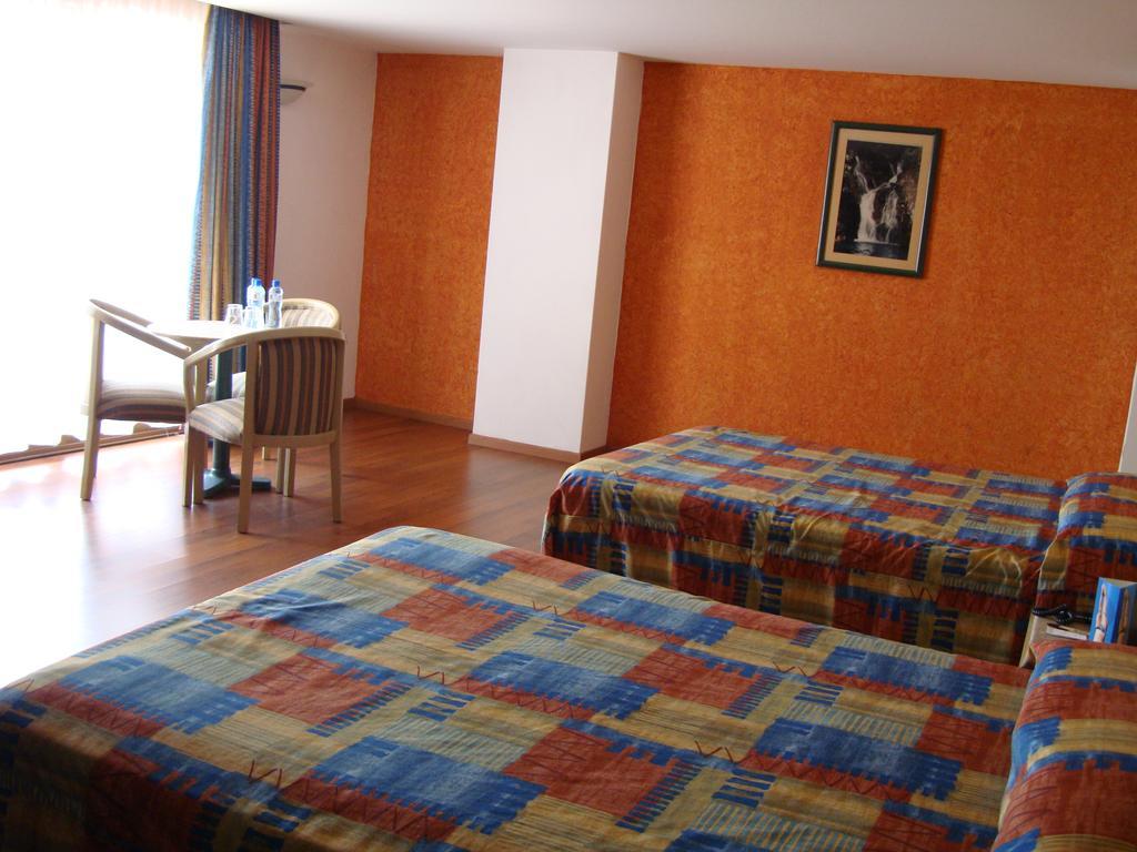 Hotel Cervantes Guadalajara Chambre photo