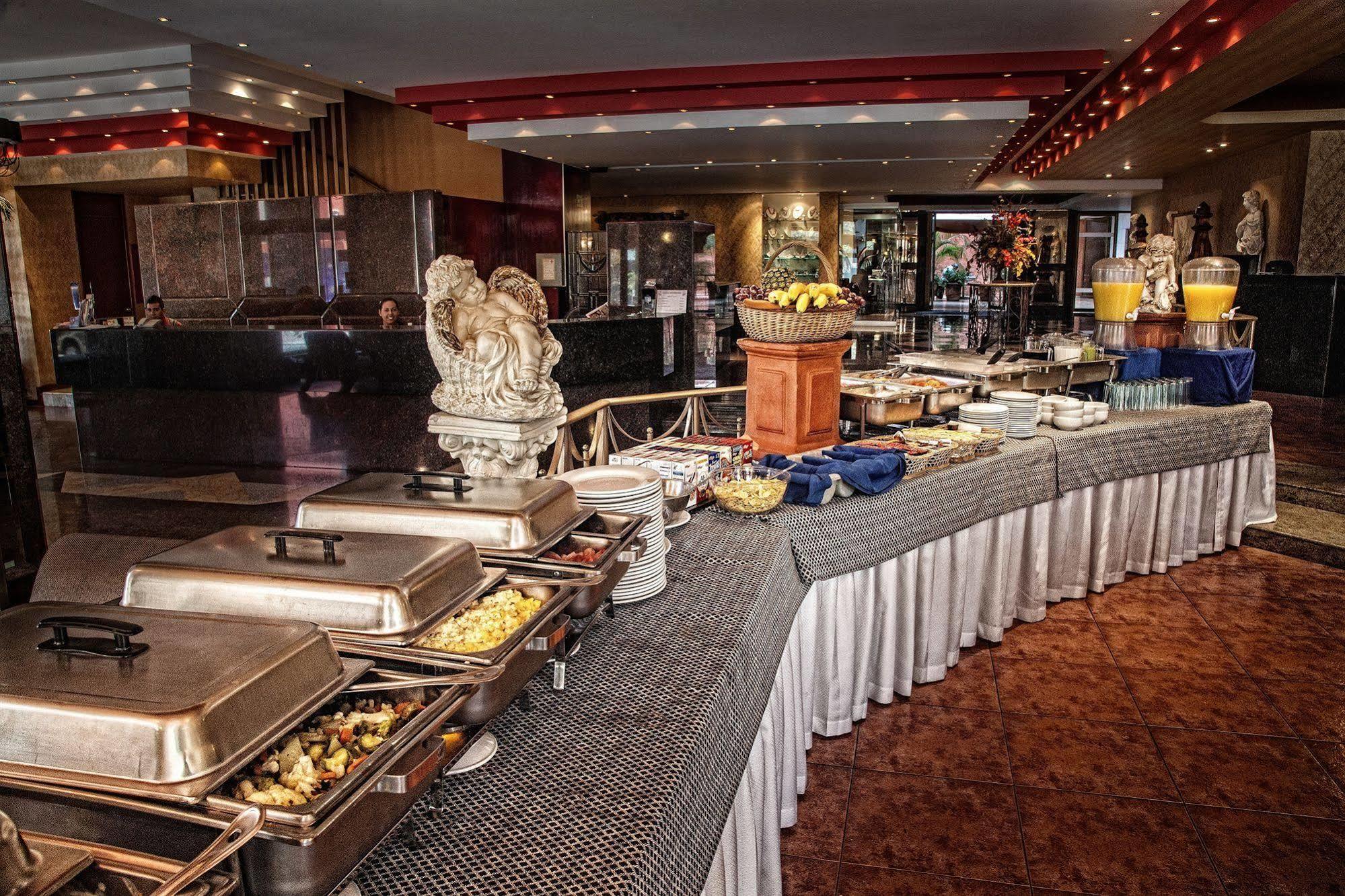 Hotel Cervantes Guadalajara Extérieur photo