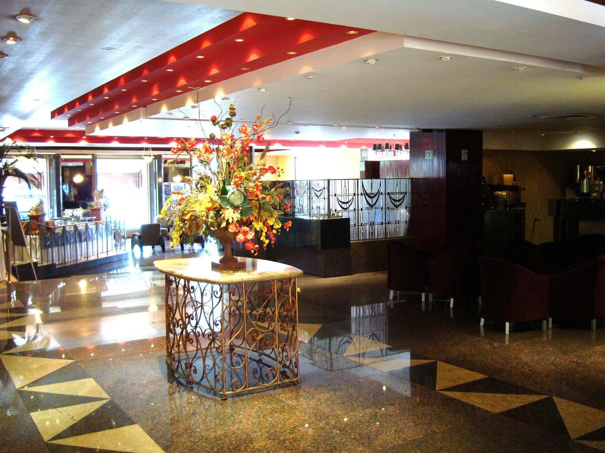Hotel Cervantes Guadalajara Extérieur photo